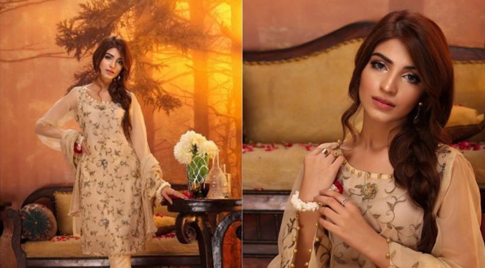 Kinza Hashmi making strong statement in the drama industry